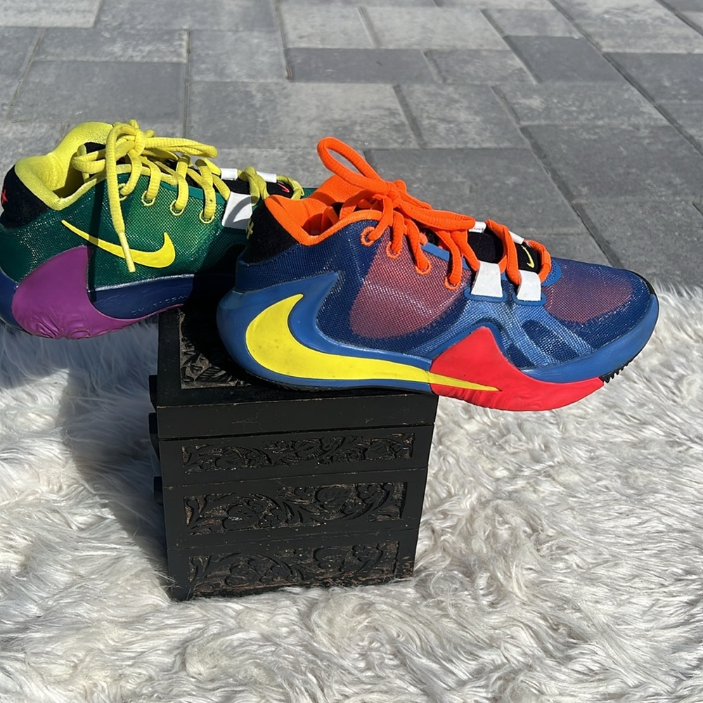 Nike Zoom Freak 1 Roots Vibrant Multicolor Athletic Sneakers big kids 3.5 EUC - Picture 17 of 17